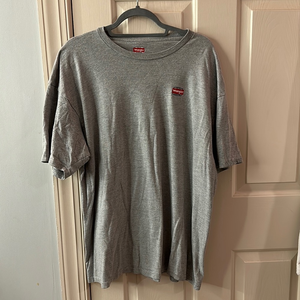 Wrangler grey t shirt